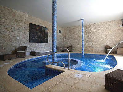 Les Hauts De Maure Hotel